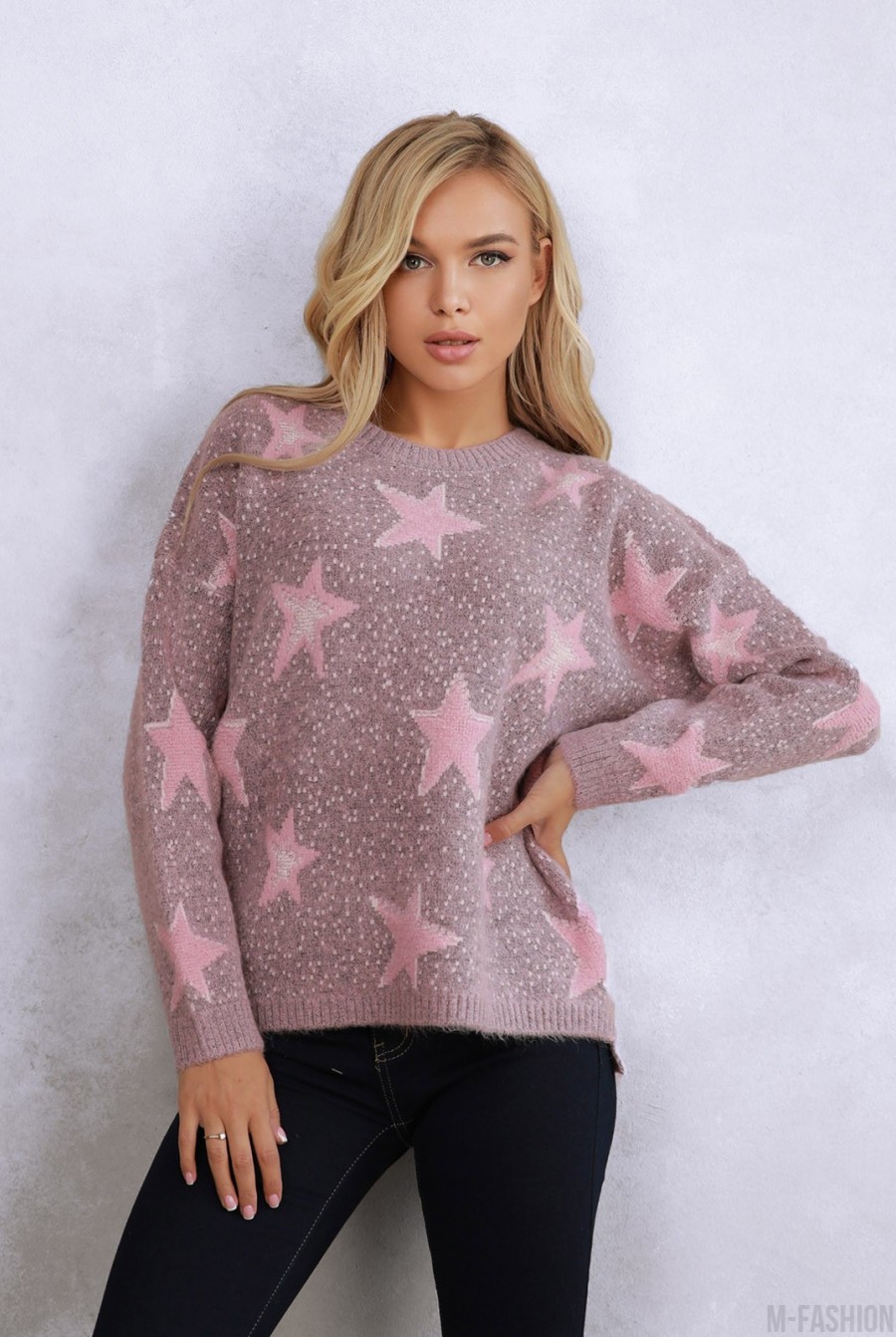 Розовый ангоровый свитер со звездным декором - Фото 1