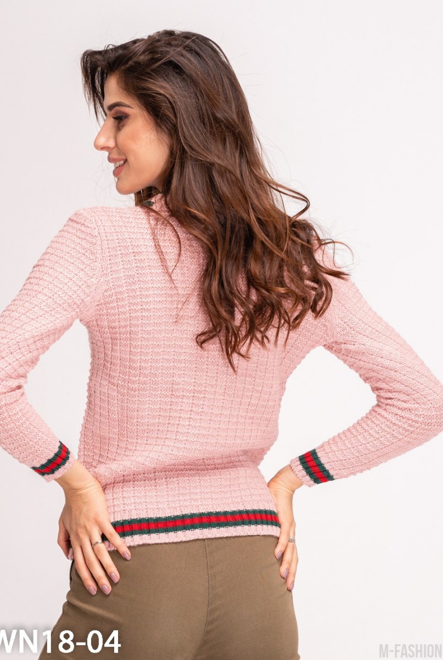 Розовый свитер с красно-зеленым узором- Фото 3