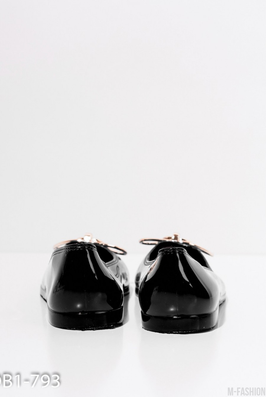 Черные лаковые туфли с бантом- Фото 4