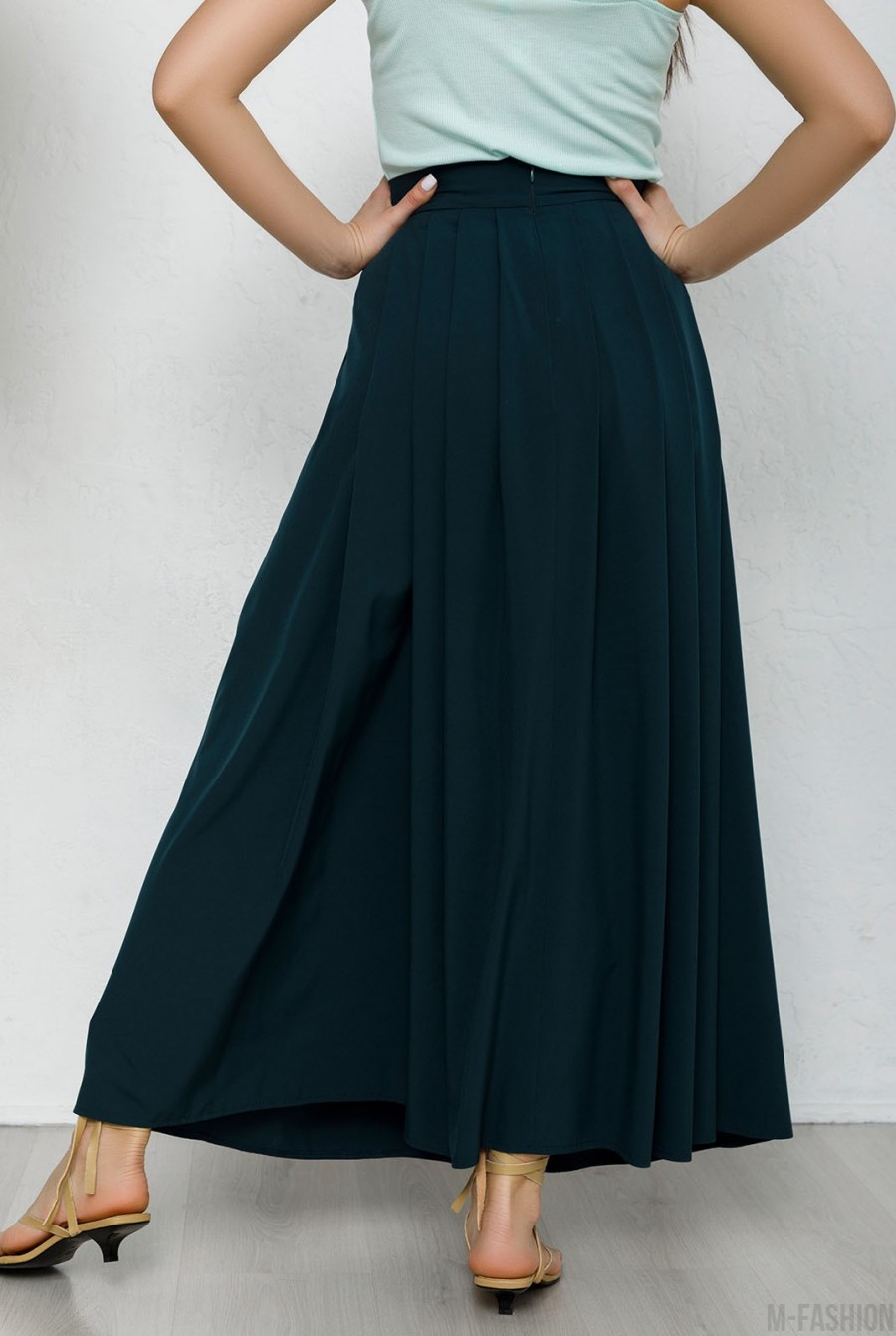 Зеленая длинная расклешенная юбка- Фото 3