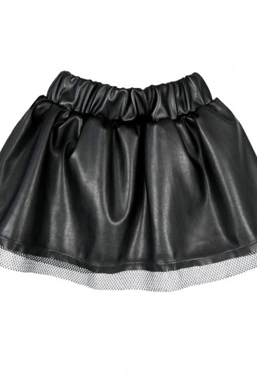 Черная юбка из эко-кожи с фатиновой отделкой