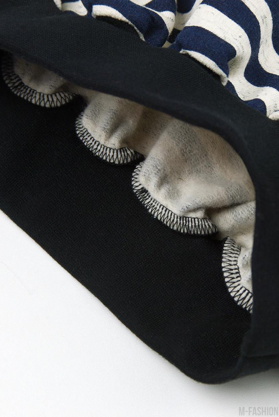 Полосатая юбка-колокол из футера на резинке- Фото 4