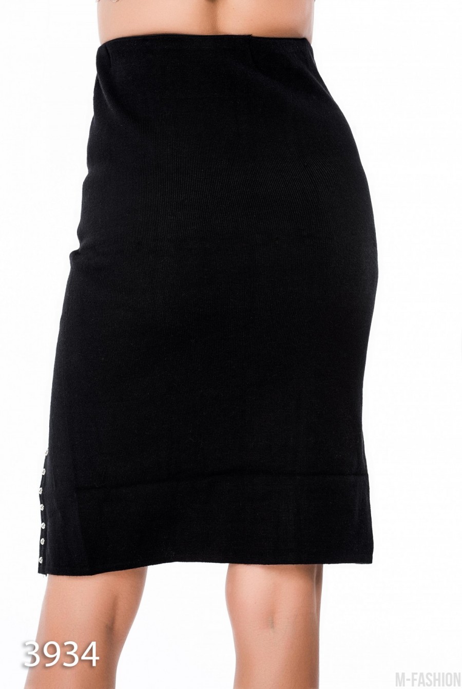 Черная трикотажная юбка с двумя разрезами и заклепками- Фото 5