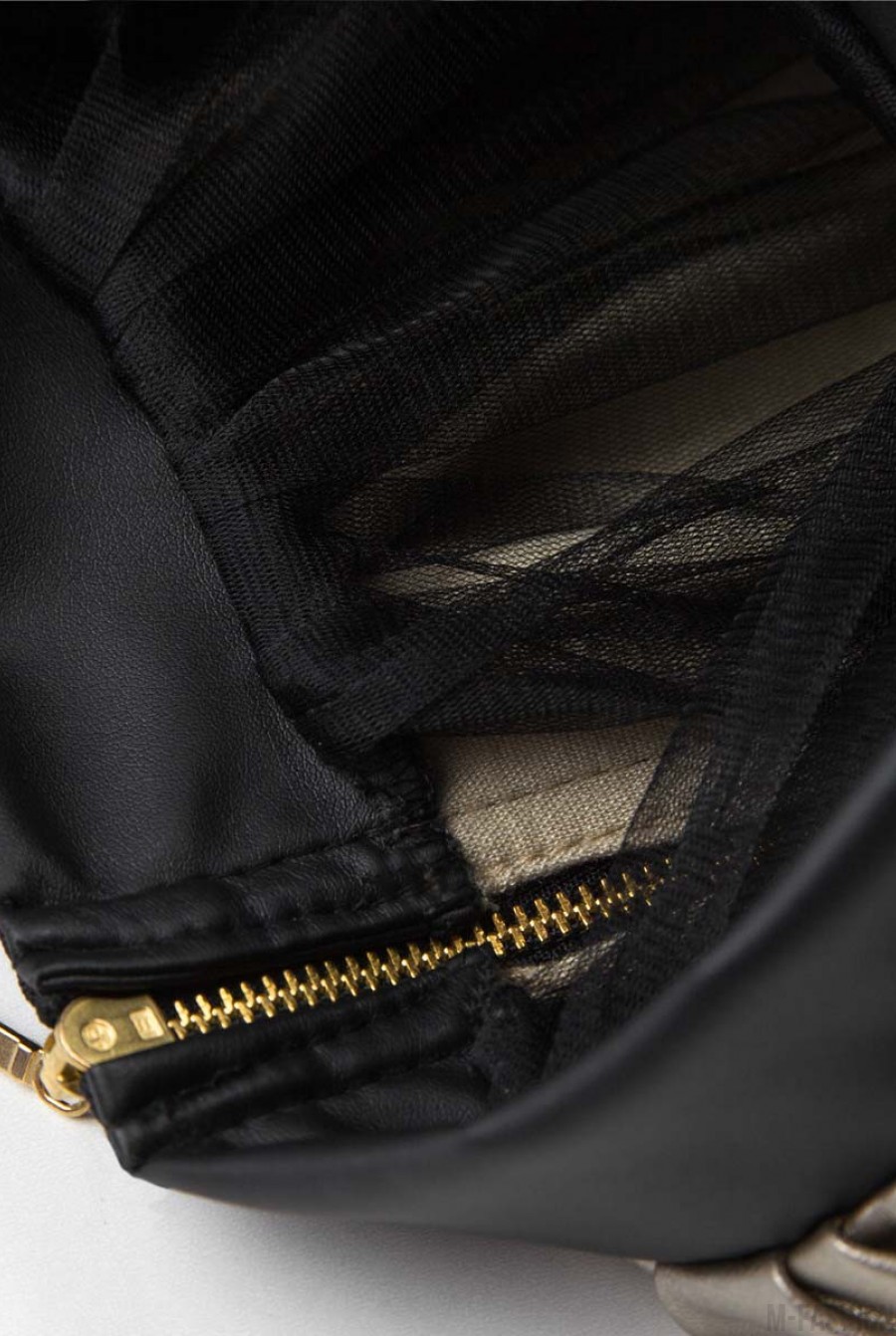 Золотистая юбка-колокол на молнии из эко-кожи- Фото 5