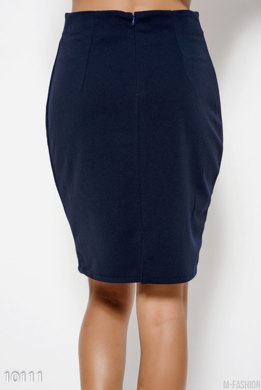 Темно-синяя классическая юбка с разрезом сзади- Фото 3