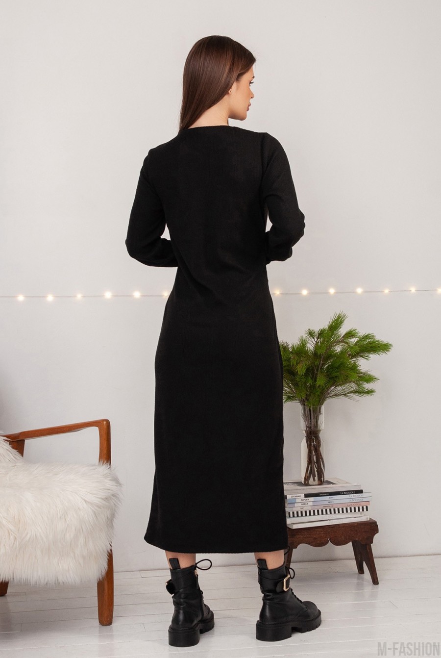 Черное ангоровое платье с боковой завязкой - Фото 3