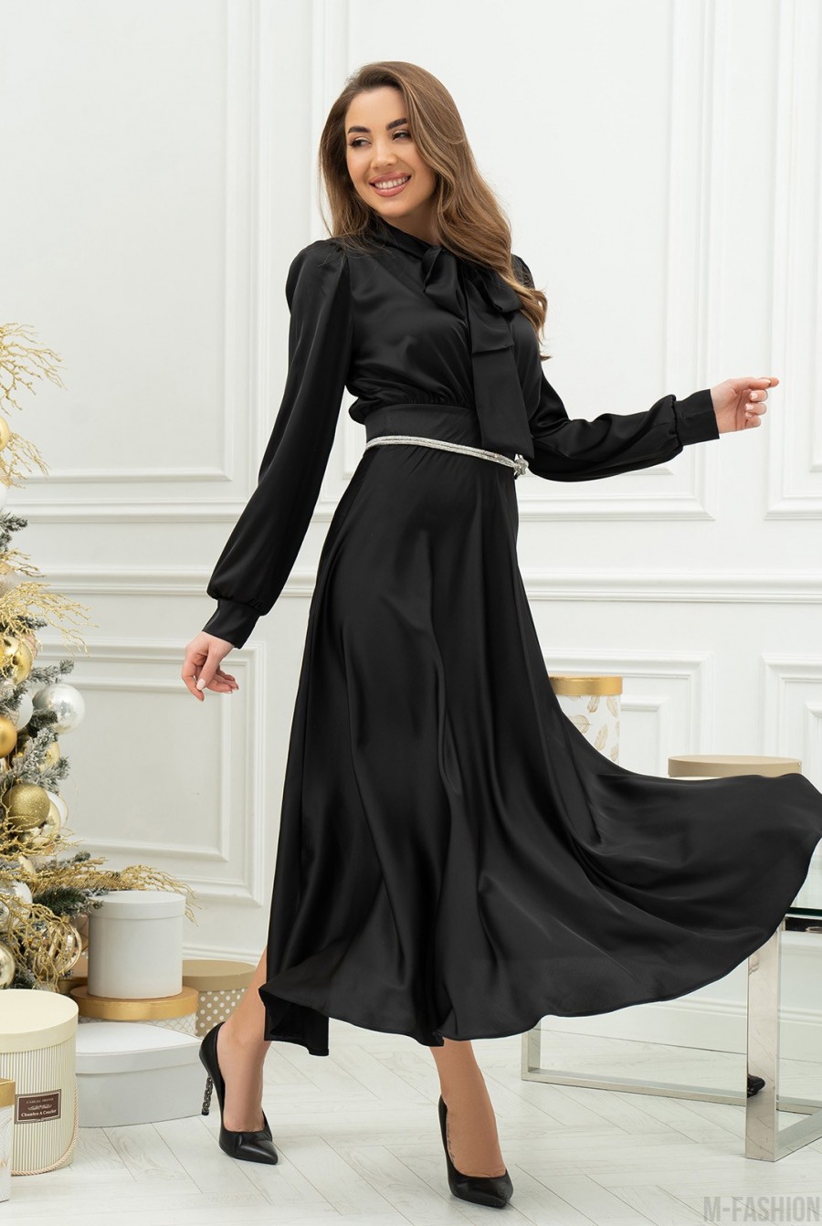 Черное шелковое платье с бантом - Фото 2