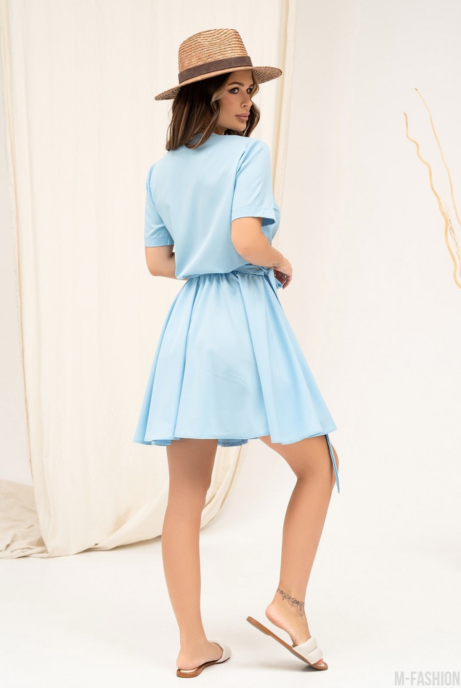 Голубое платье-халат с пышной юбкой - Фото 3