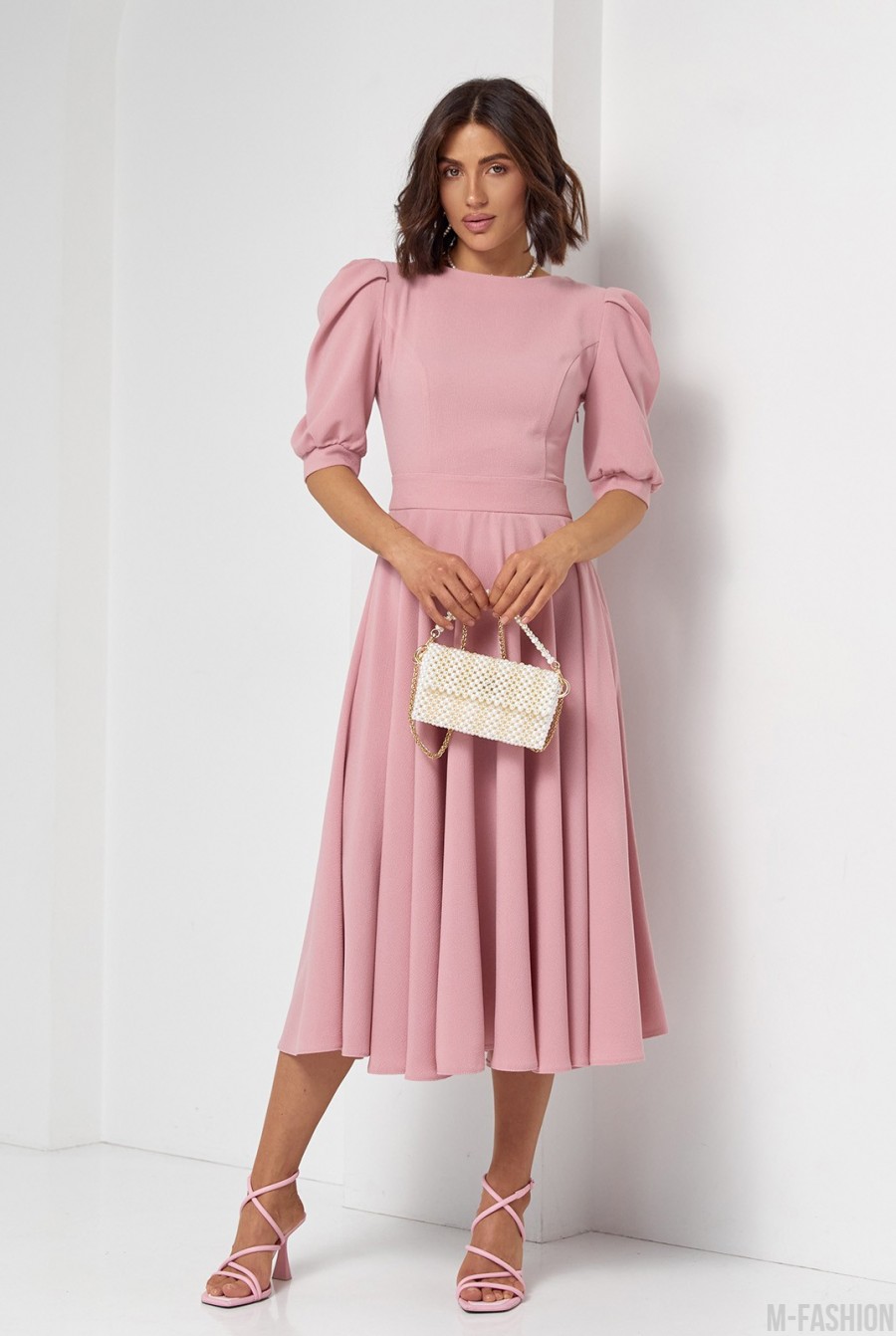 Розовое платье с декоративной спинкой - Фото 2