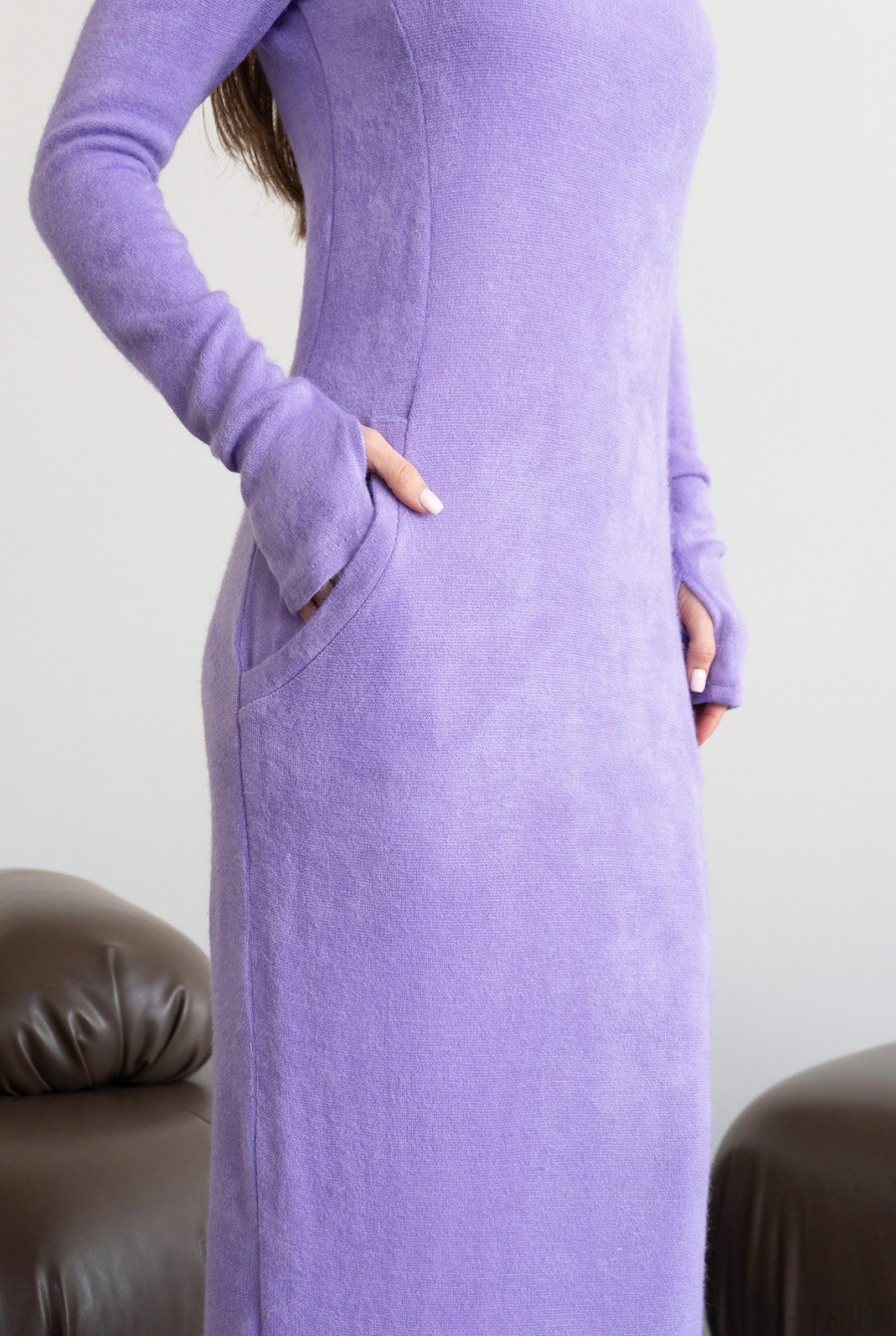 Сиреневое ангоровое платье макси длины - Фото 4