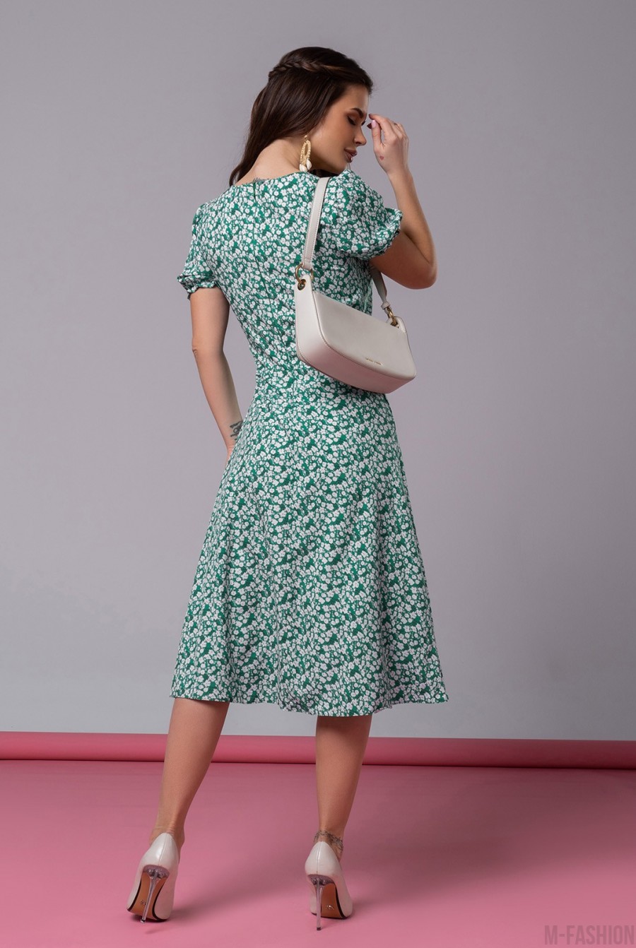 Зеленое ретро платье с цветочным принтом и разрезом - Фото 3