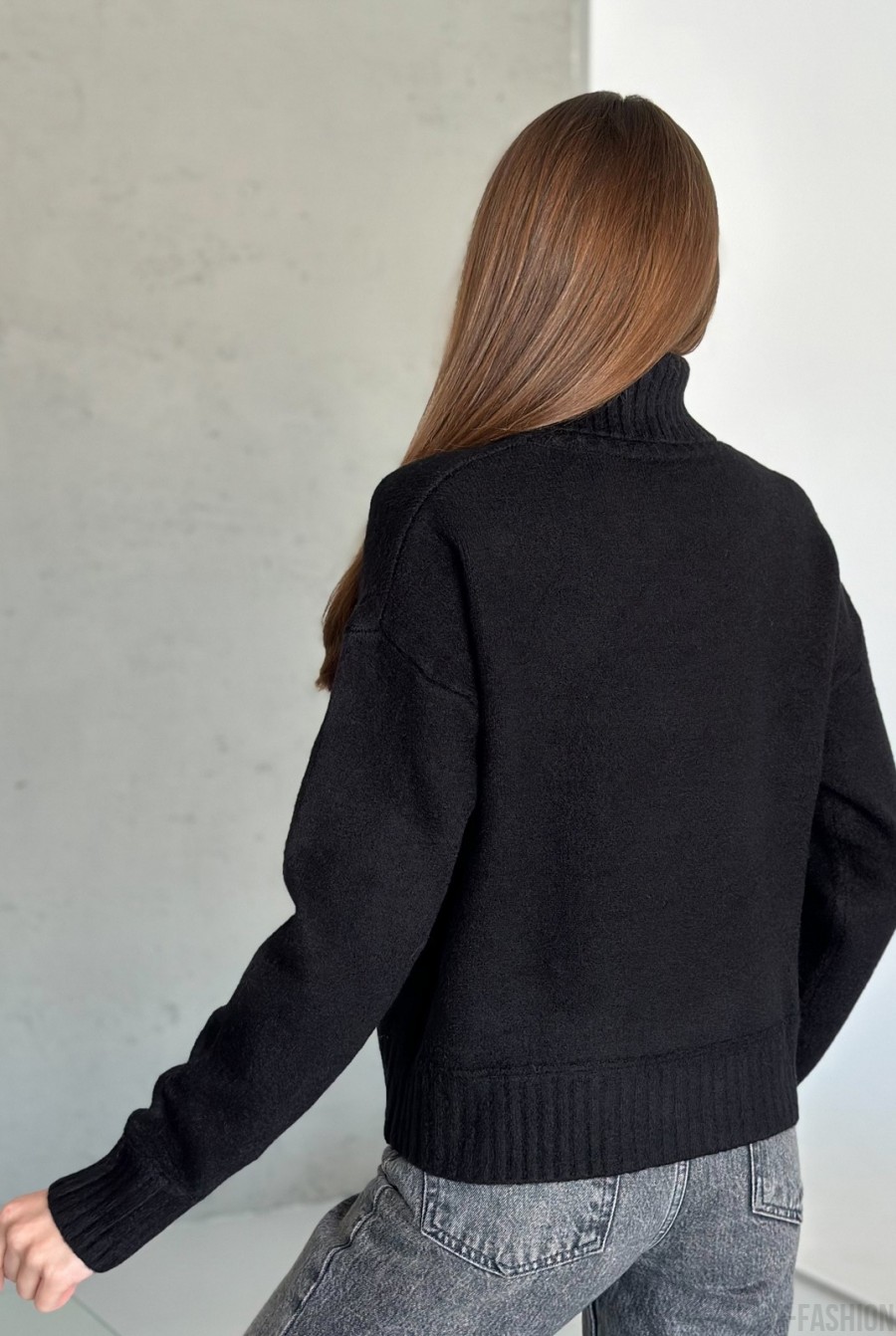 Ангоровый черный свитер с высоким горлом - Фото 3