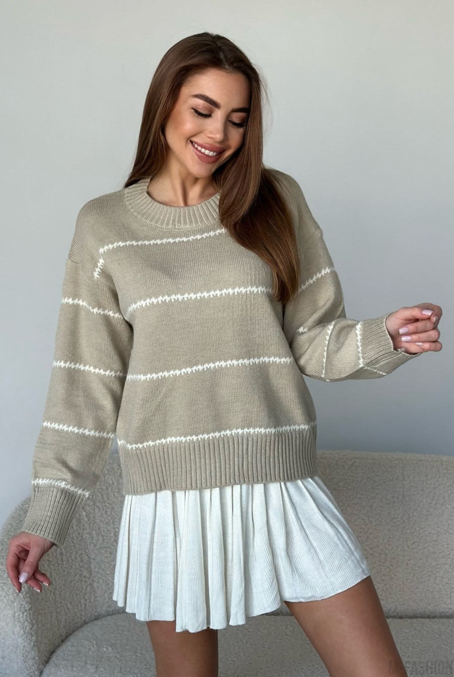 Ангоровый вязаный свитер бежевого цвета в полоску  - Фото 1