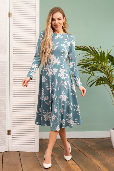 Бирюзовое классическое платье с цветочным принтом