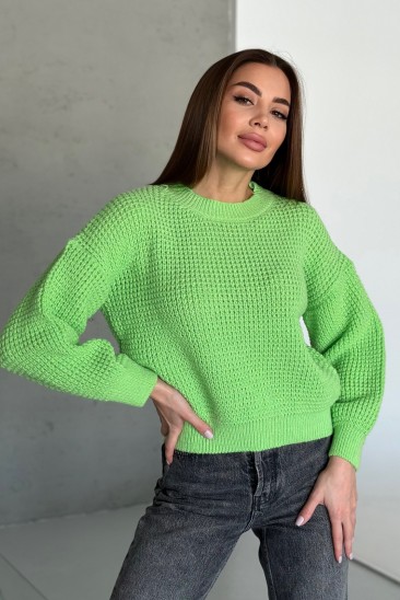 Салатовый вязаный свитер из шерсти