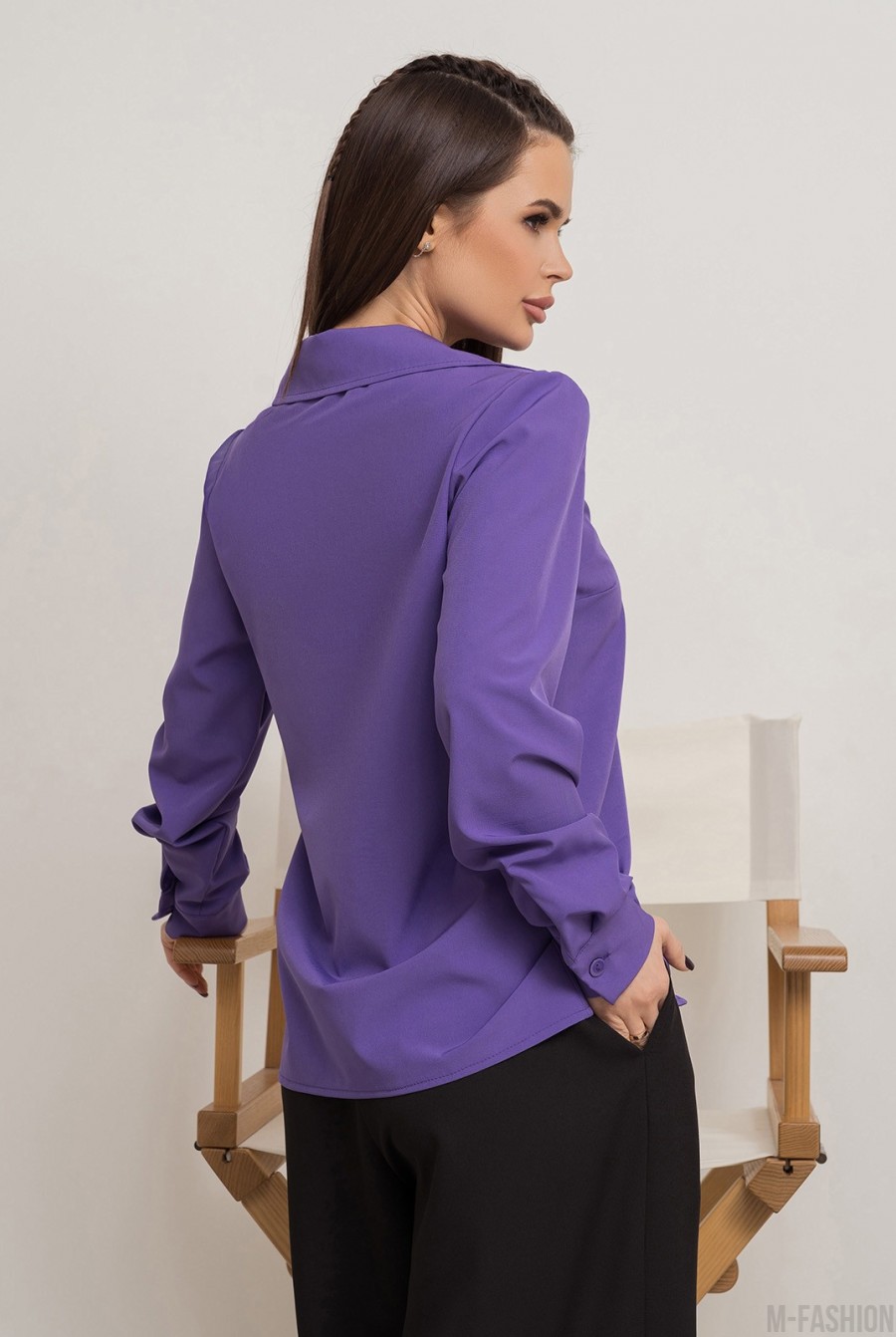 Фиолетовая однотонная рубашка с карманом - Фото 3