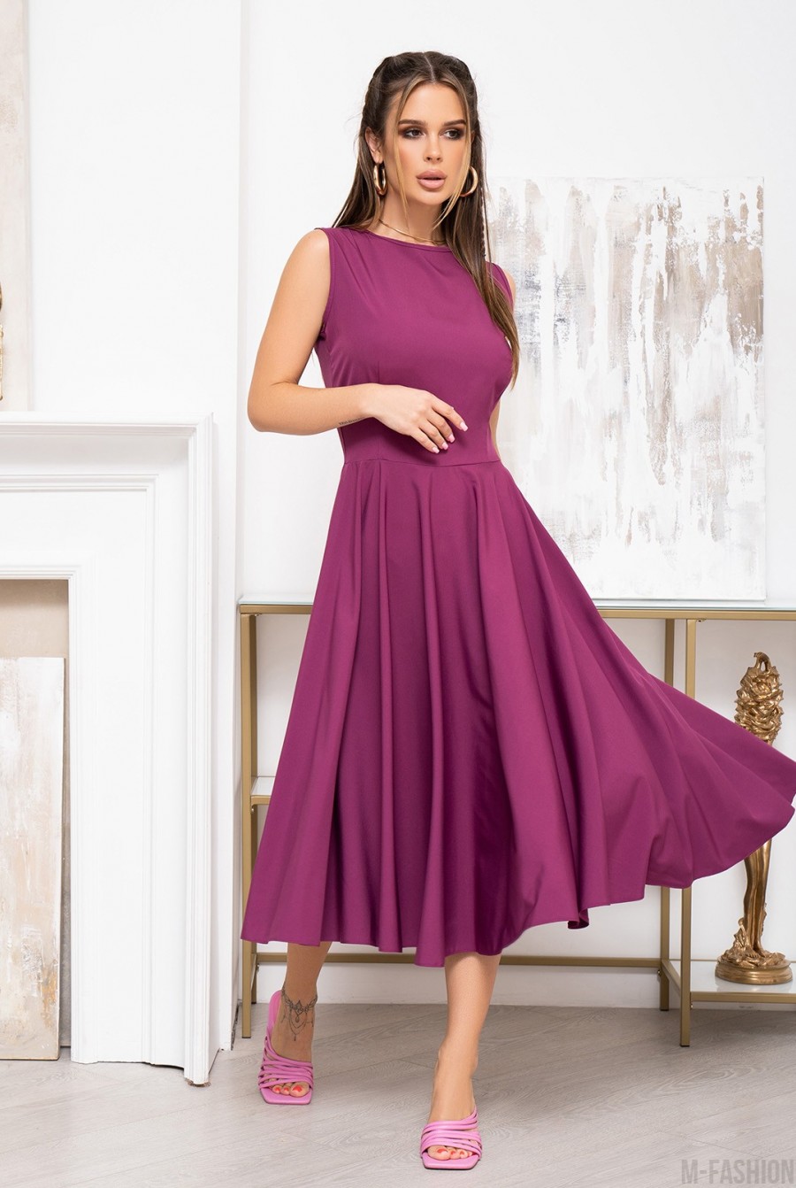 Фиолетовое классическое платье без рукавов  - Фото 1