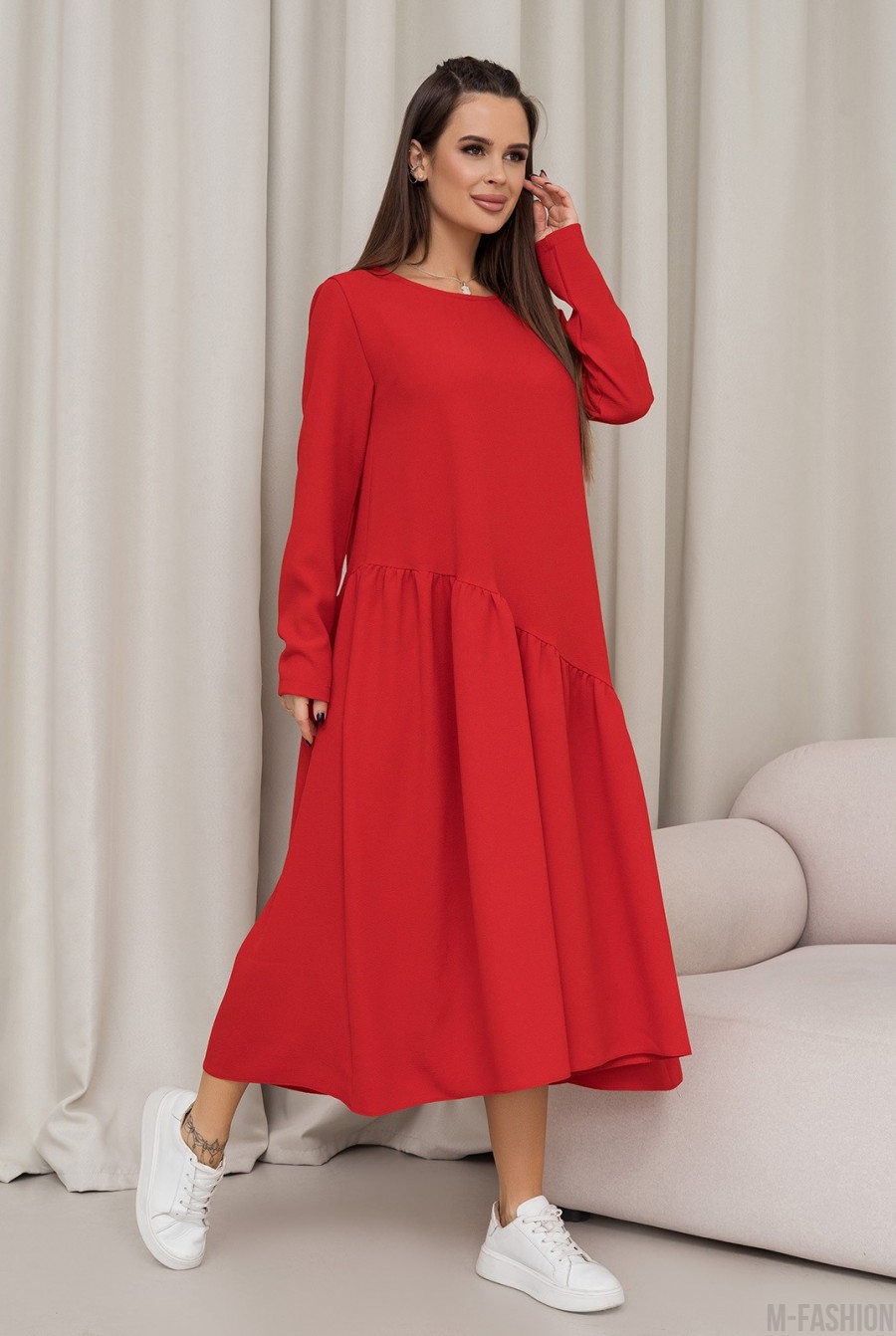 Красное платье с асимметричным воланом - Фото 2