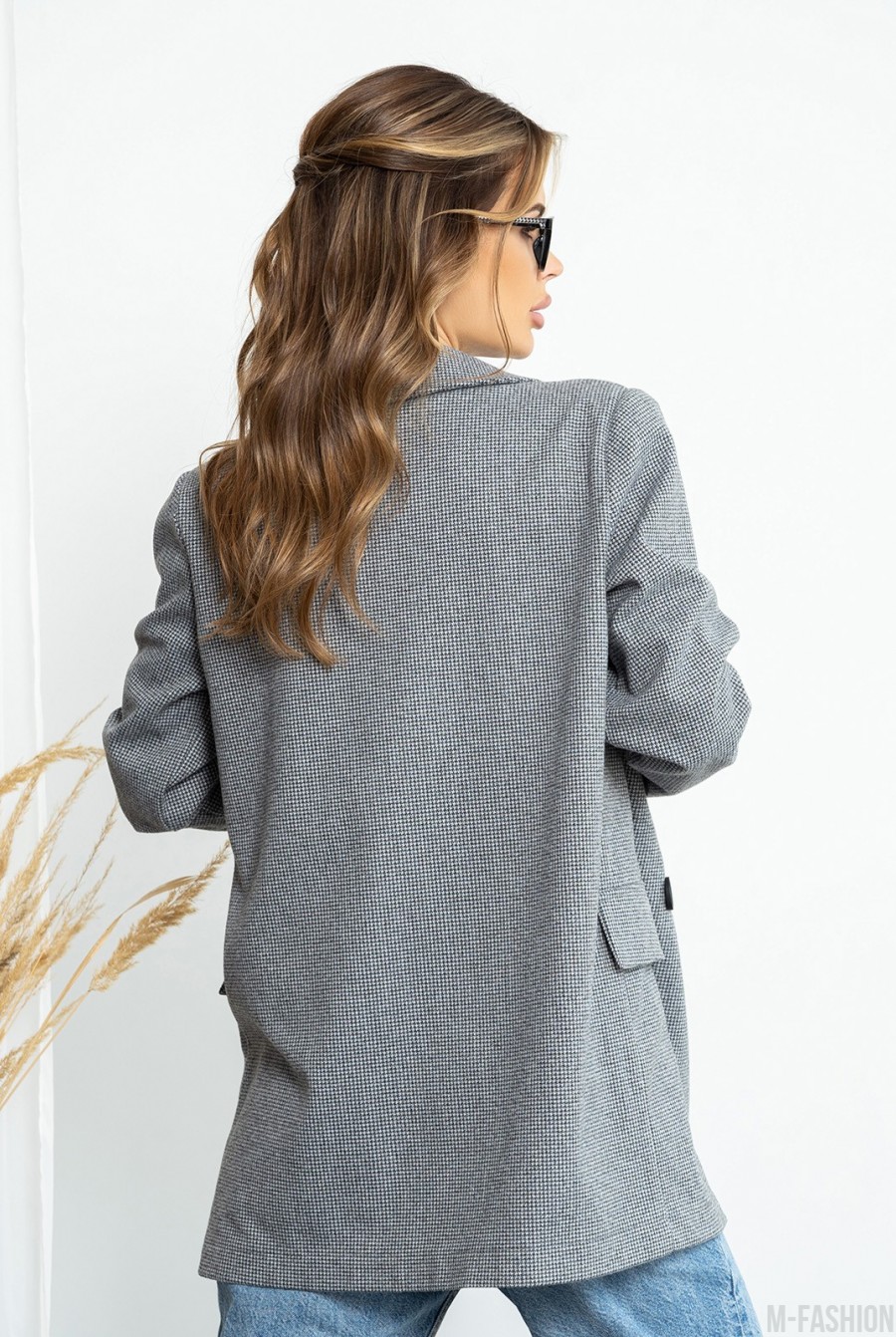 Серый шерстяной двубортный пиджак - Фото 3