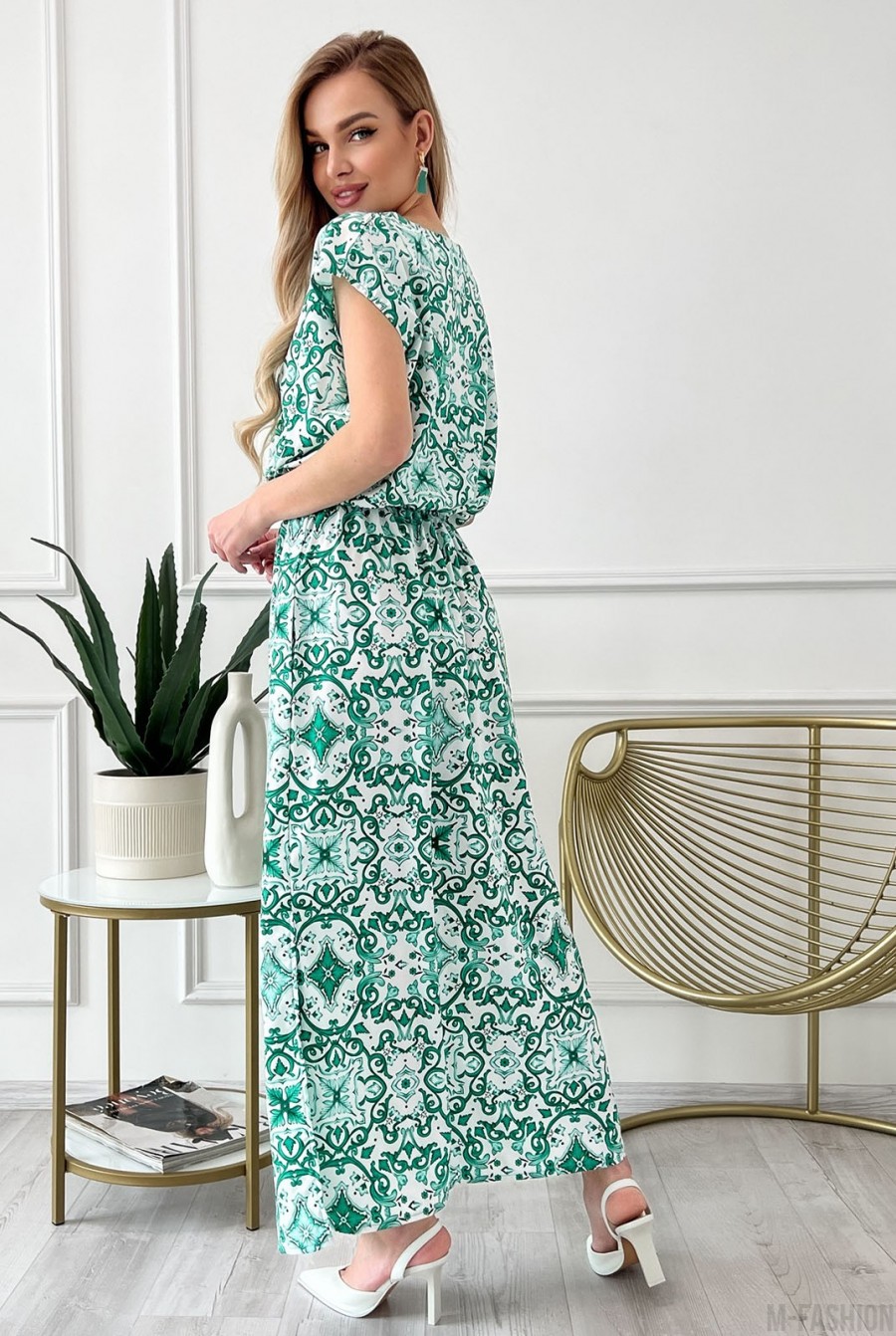 Зеленое принтованное платье с боковым разрезом - Фото 3