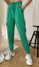 Зеленые трикотажные штаны карго