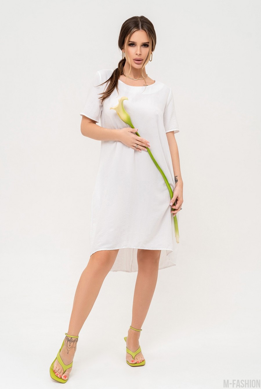 Белое асимметричное платье-баллон  - Фото 1