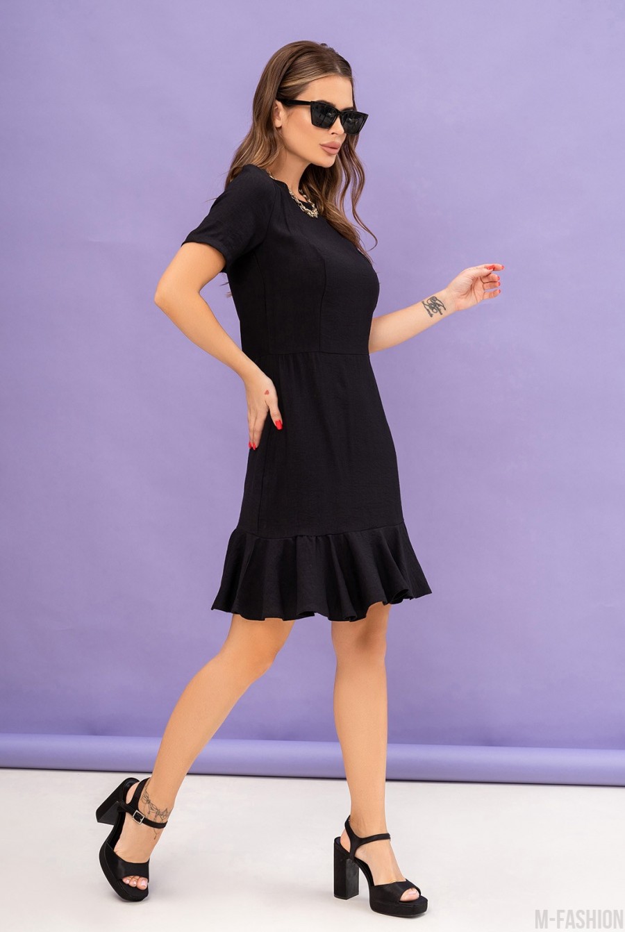 Черное льняное платье с нижним воланом - Фото 2