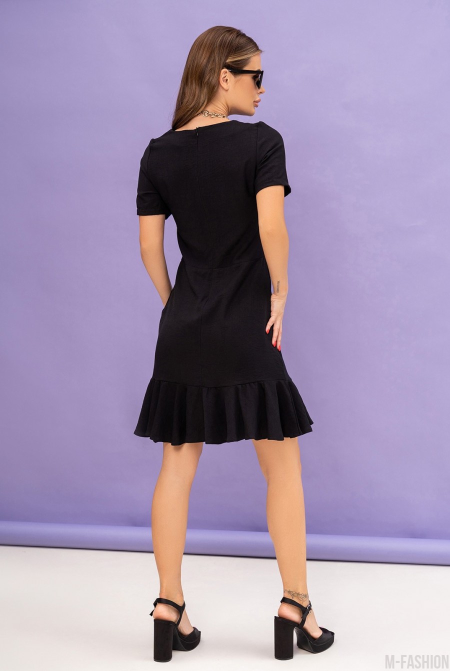 Черное льняное платье с нижним воланом - Фото 3