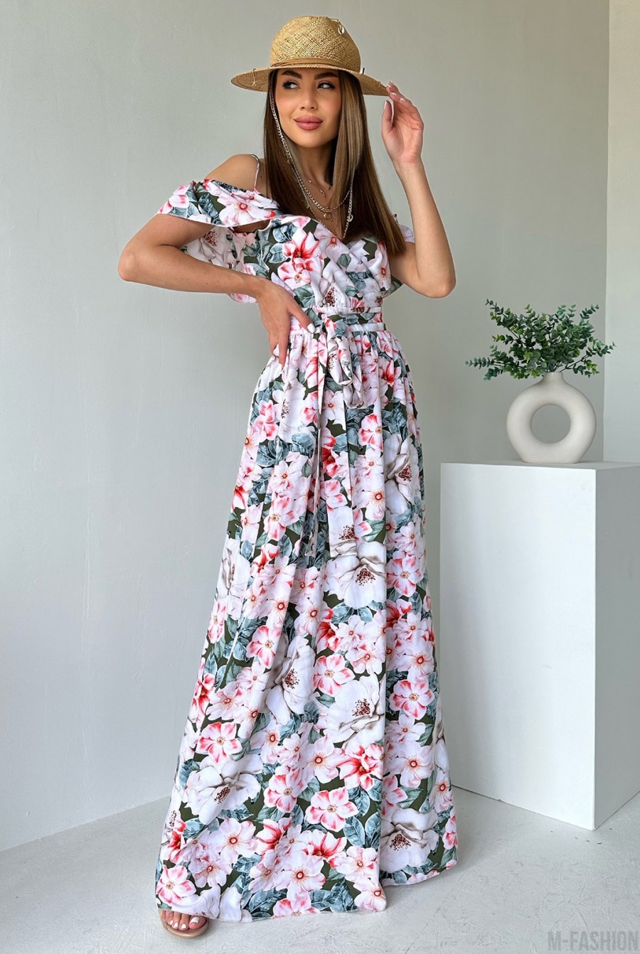 Длинное цветочное платье-халат  - Фото 1