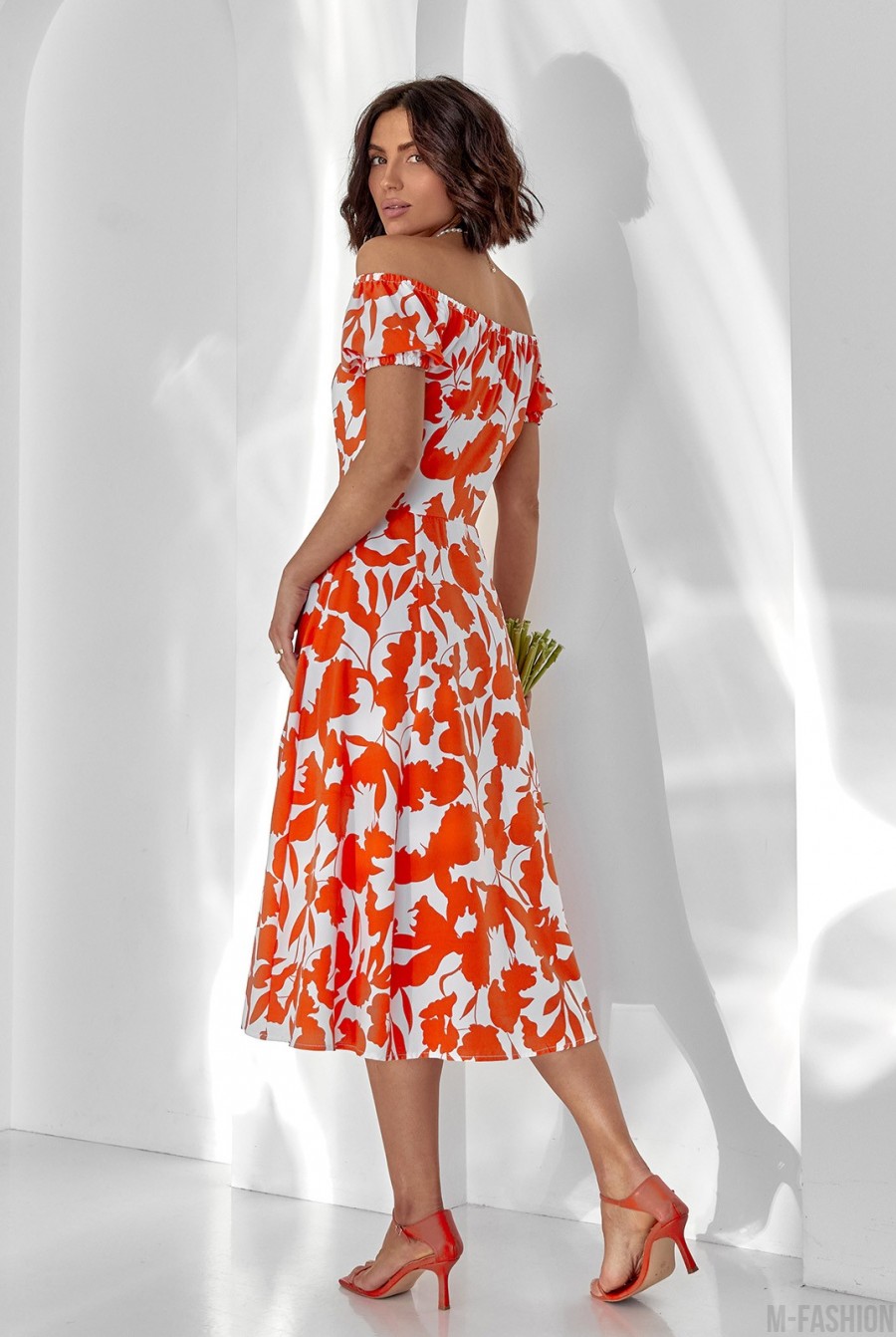 Оранжевое ретро платье с открытыми плечами - Фото 2