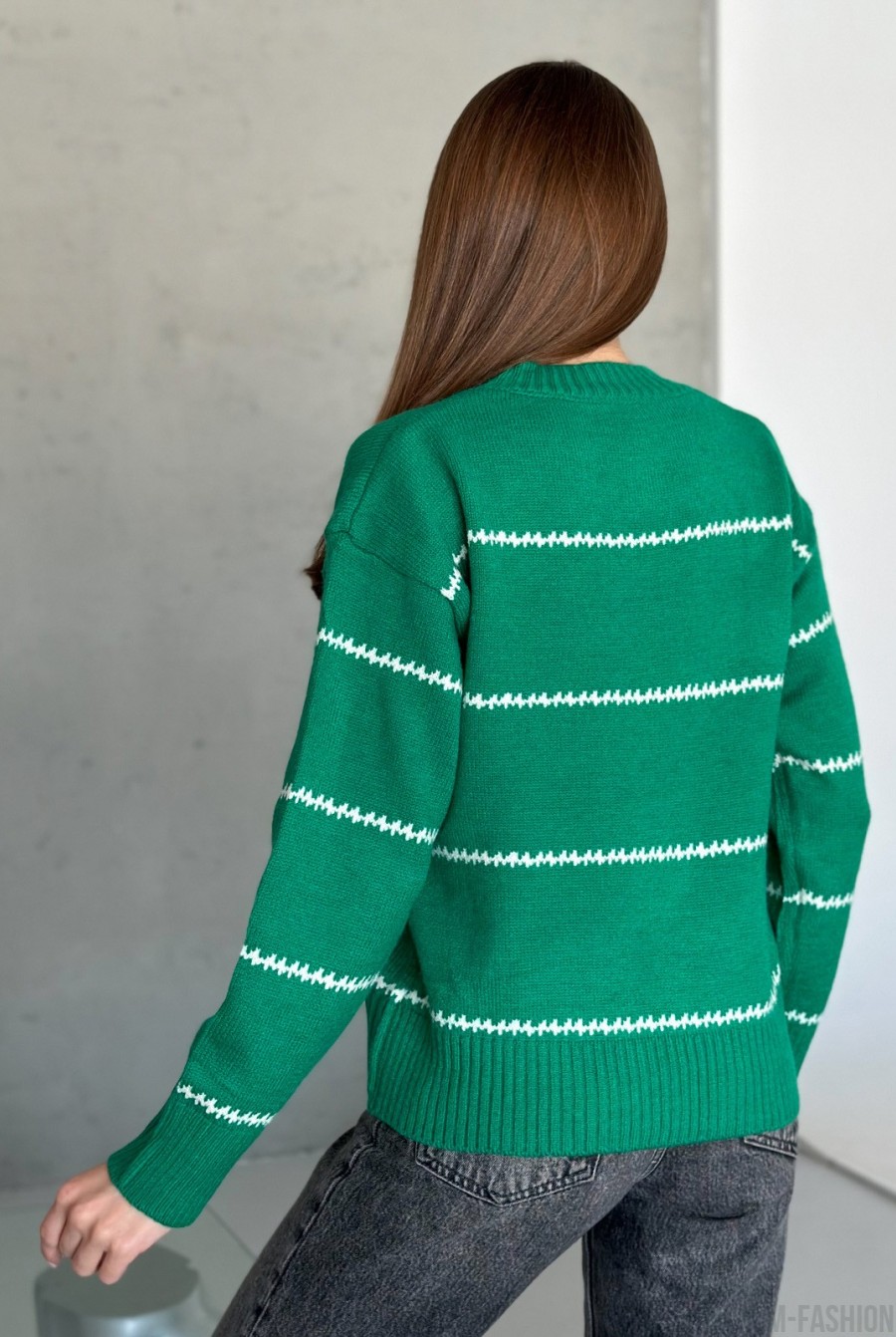 Ангоровый вязаный свитер зеленого цвета в полоску - Фото 3