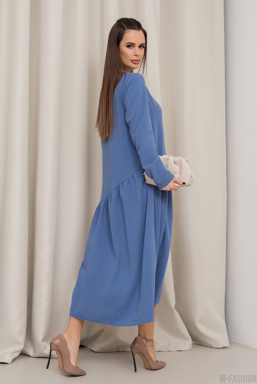 Голубое платье с асимметричным воланом - Фото 2