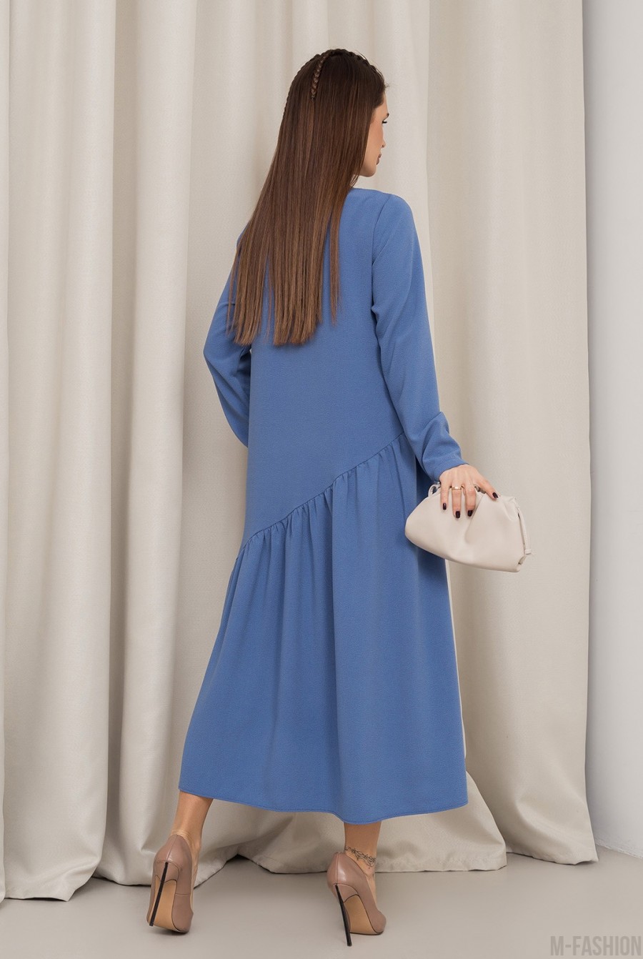 Голубое платье с асимметричным воланом - Фото 3