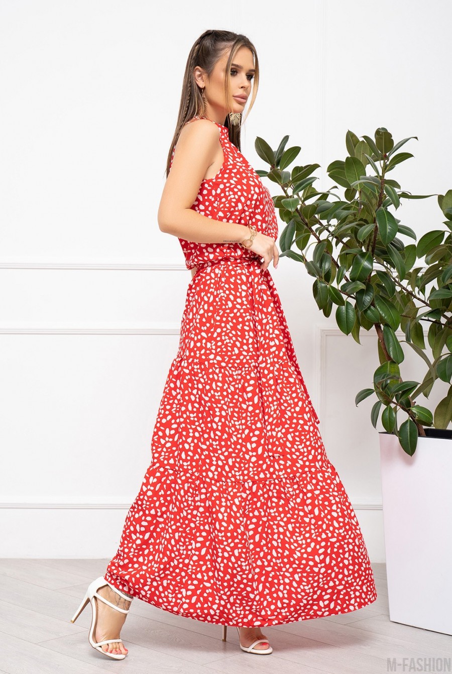 Красное длинное платье с воланом - Фото 2