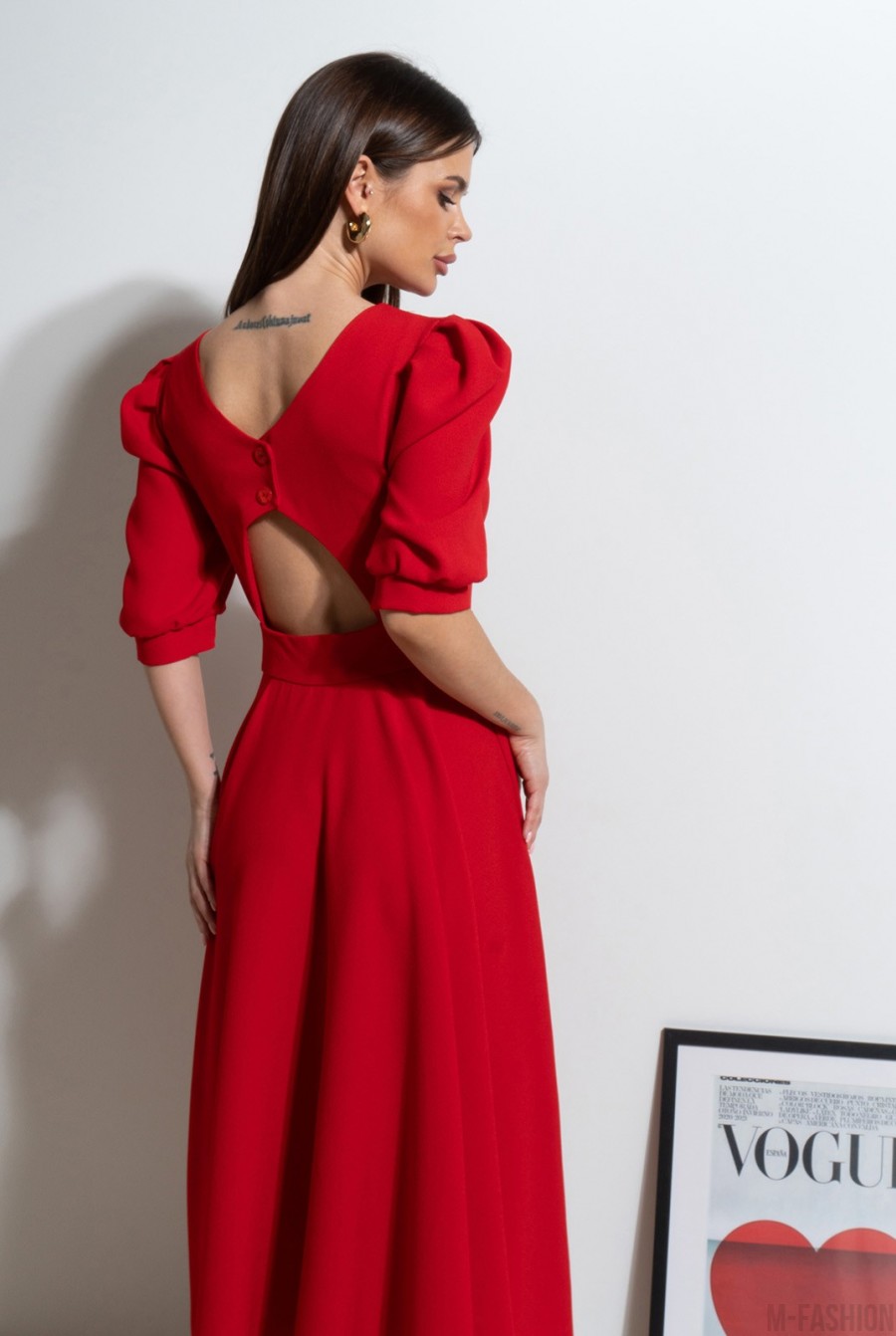 Красное платье с декоративной спинкой - Фото 3