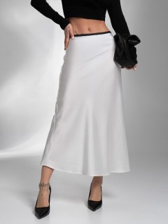 Молочная шелковая юбка-колокол в бельевом стиле
