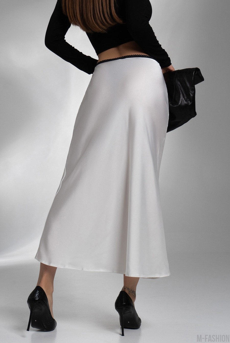 Молочная шелковая юбка-колокол в бельевом стиле - Фото 3