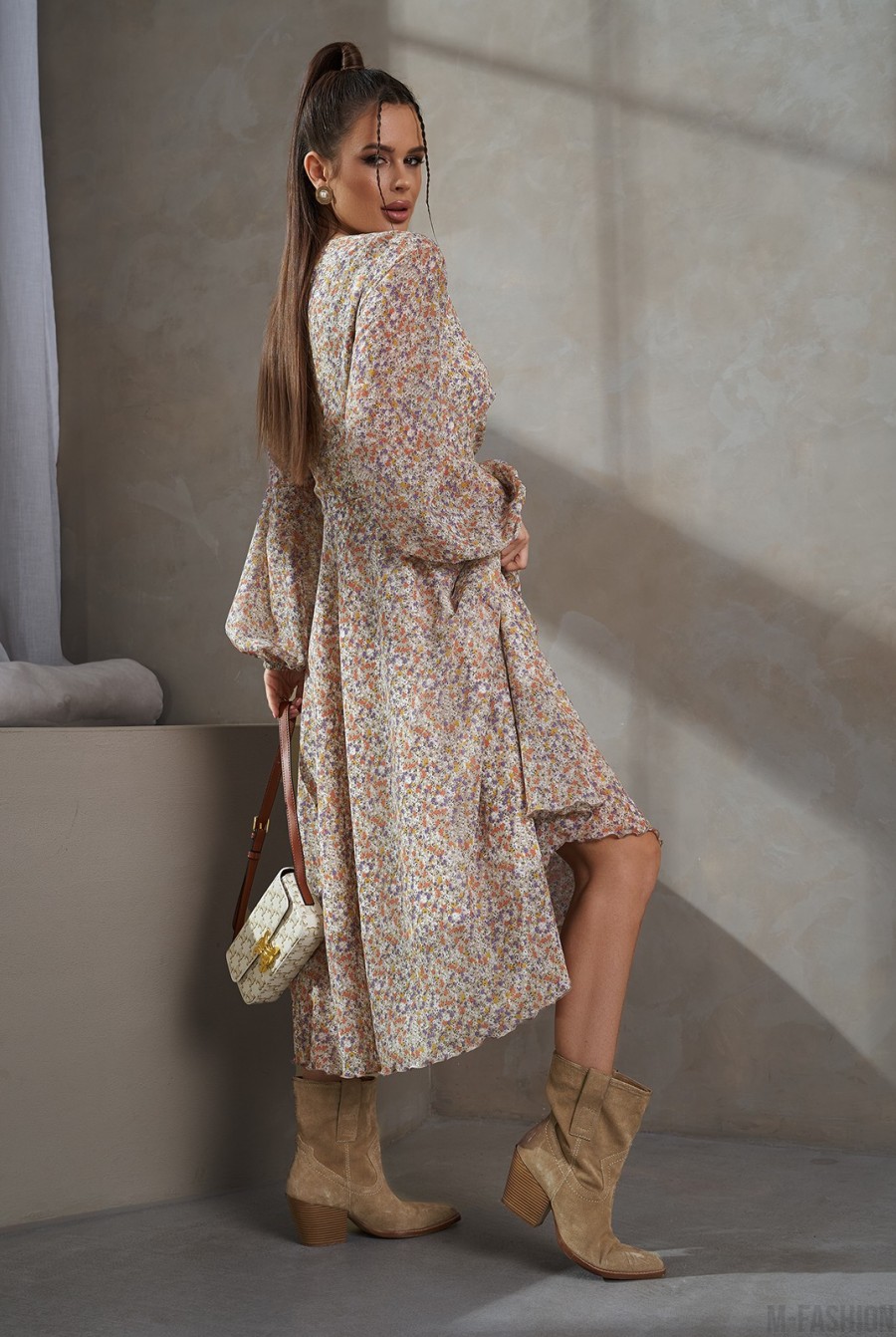 Шифоновое цветочное платье с длинными рукавами - Фото 3