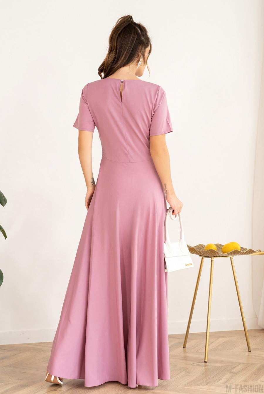 Сиреневое классическое платье с короткими рукавами - Фото 3