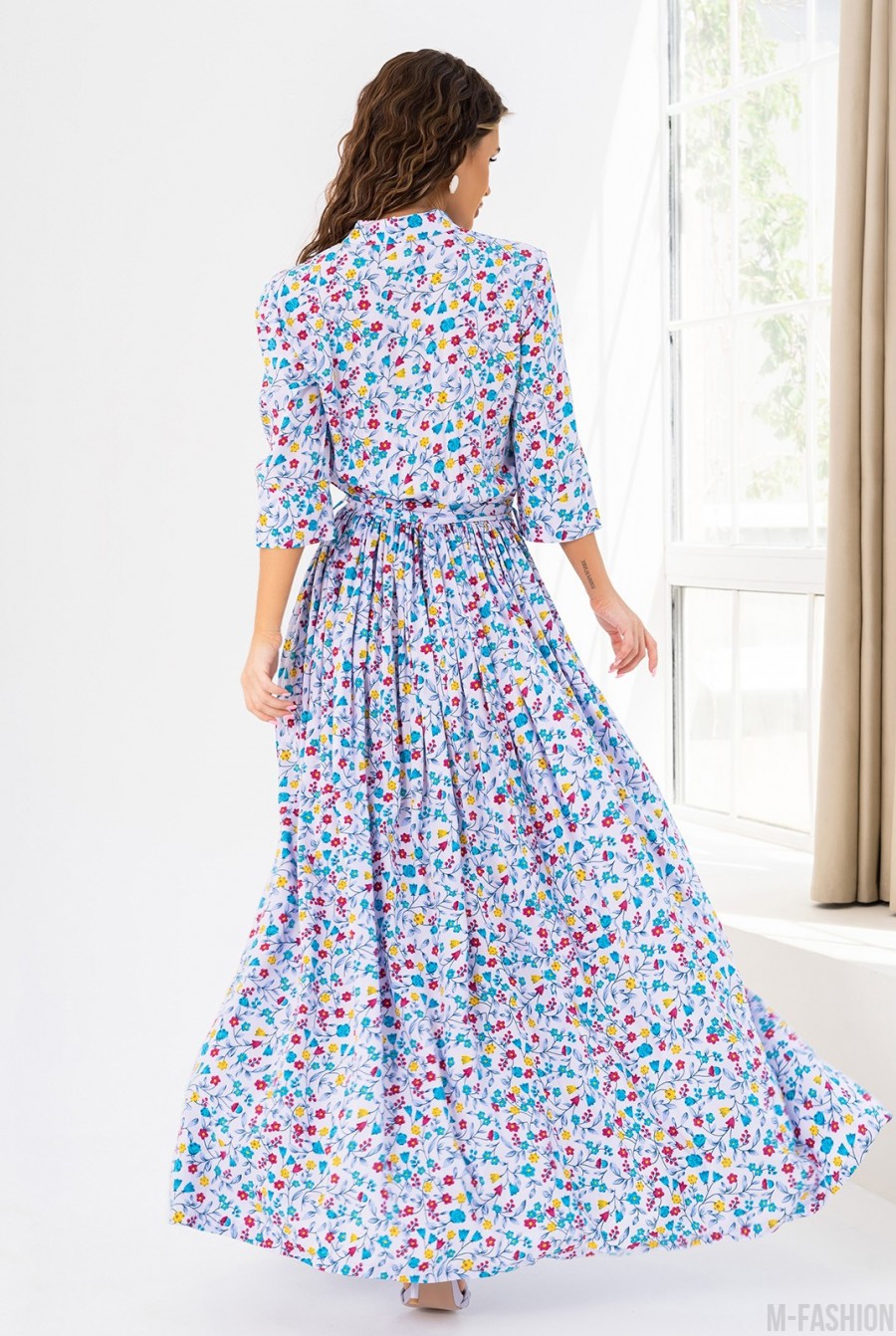 Цветочное длинное платье с разрезом - Фото 3