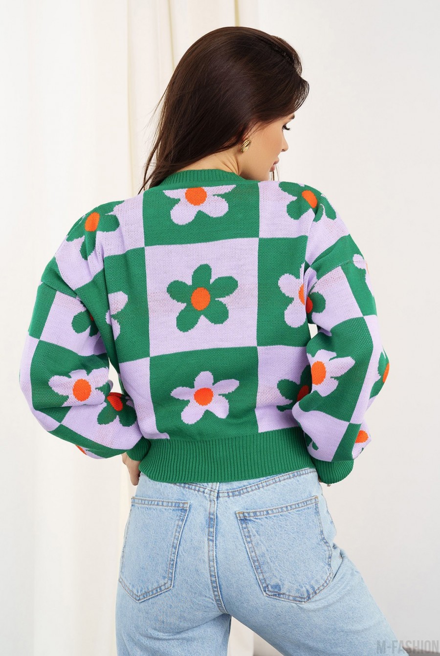 Зеленый клетчатый свитер с цветочным декором - Фото 3