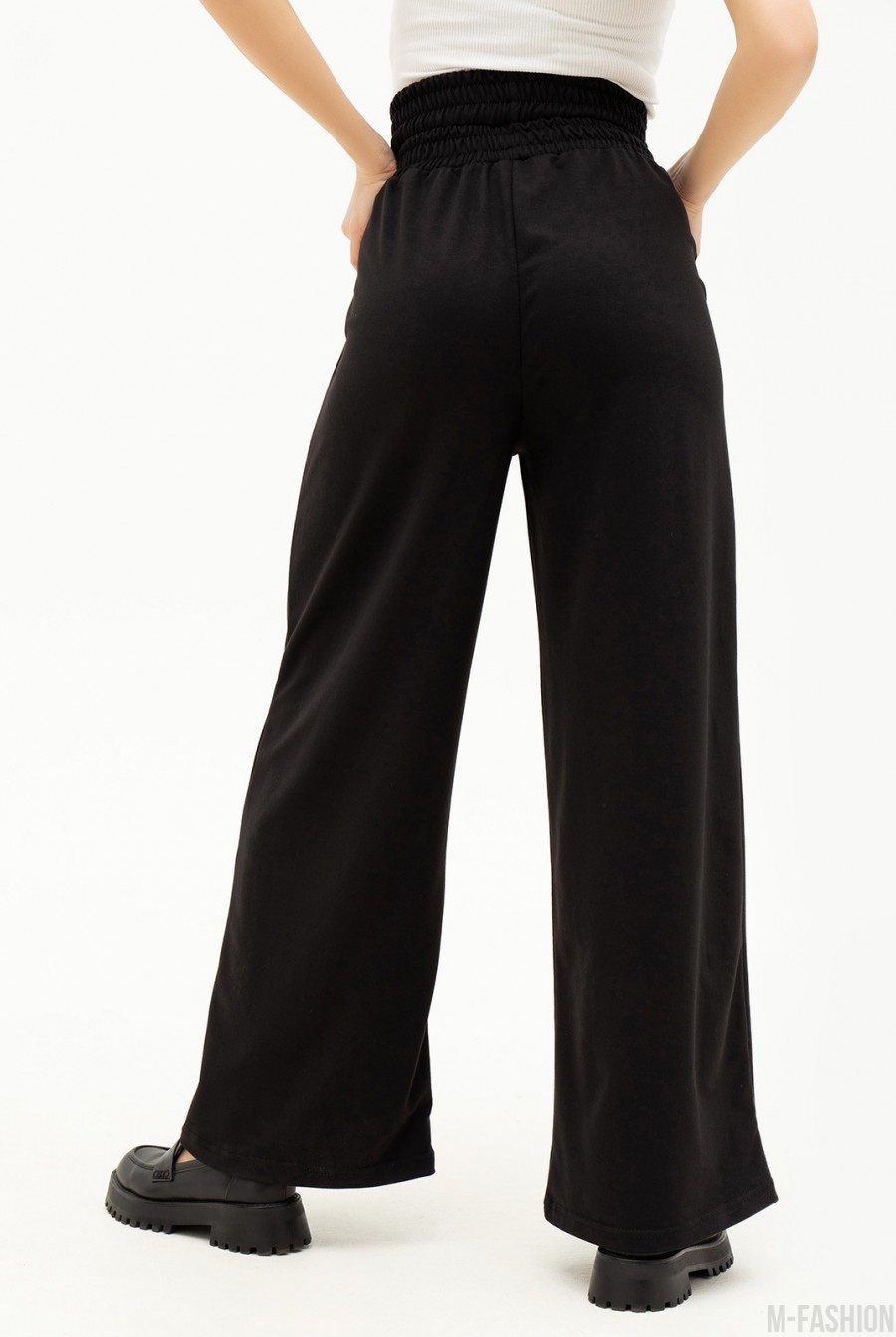 Черные свободные брюки с двойной резинкой - Фото 3