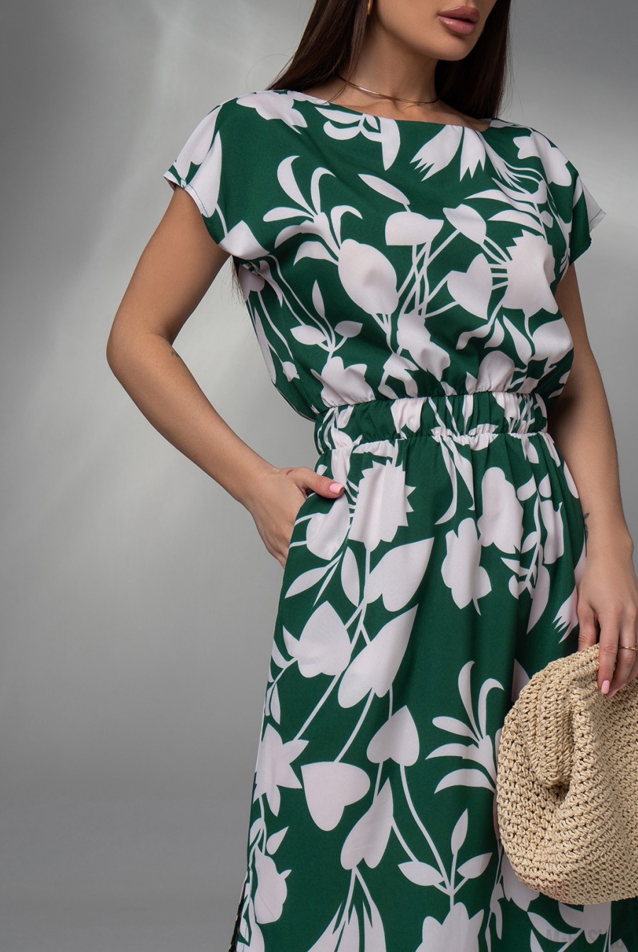Зеленое длинное платье с разрезами - Фото 4