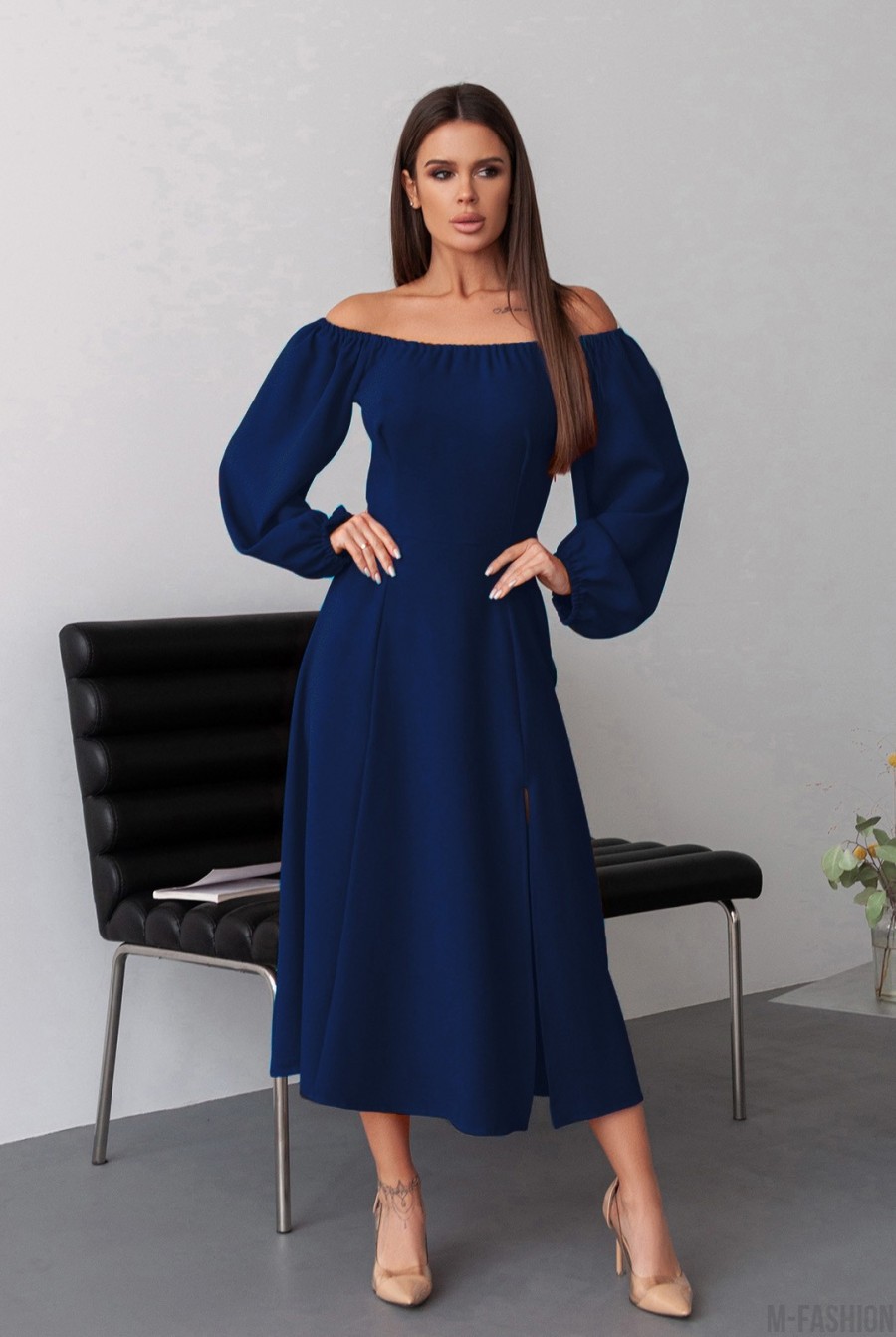 Темно-синее ретро платье с разрезом - Фото 2
