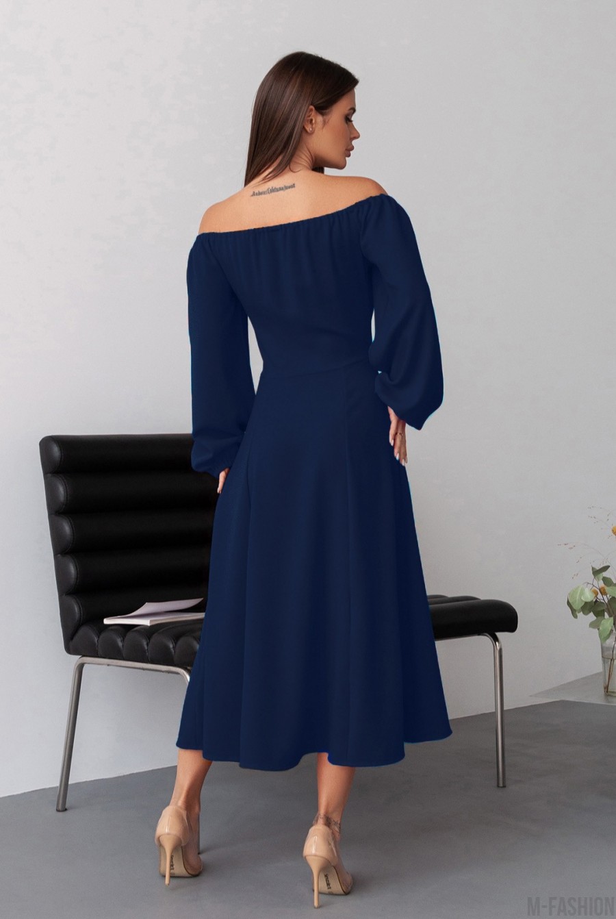 Темно-синее ретро платье с разрезом - Фото 4