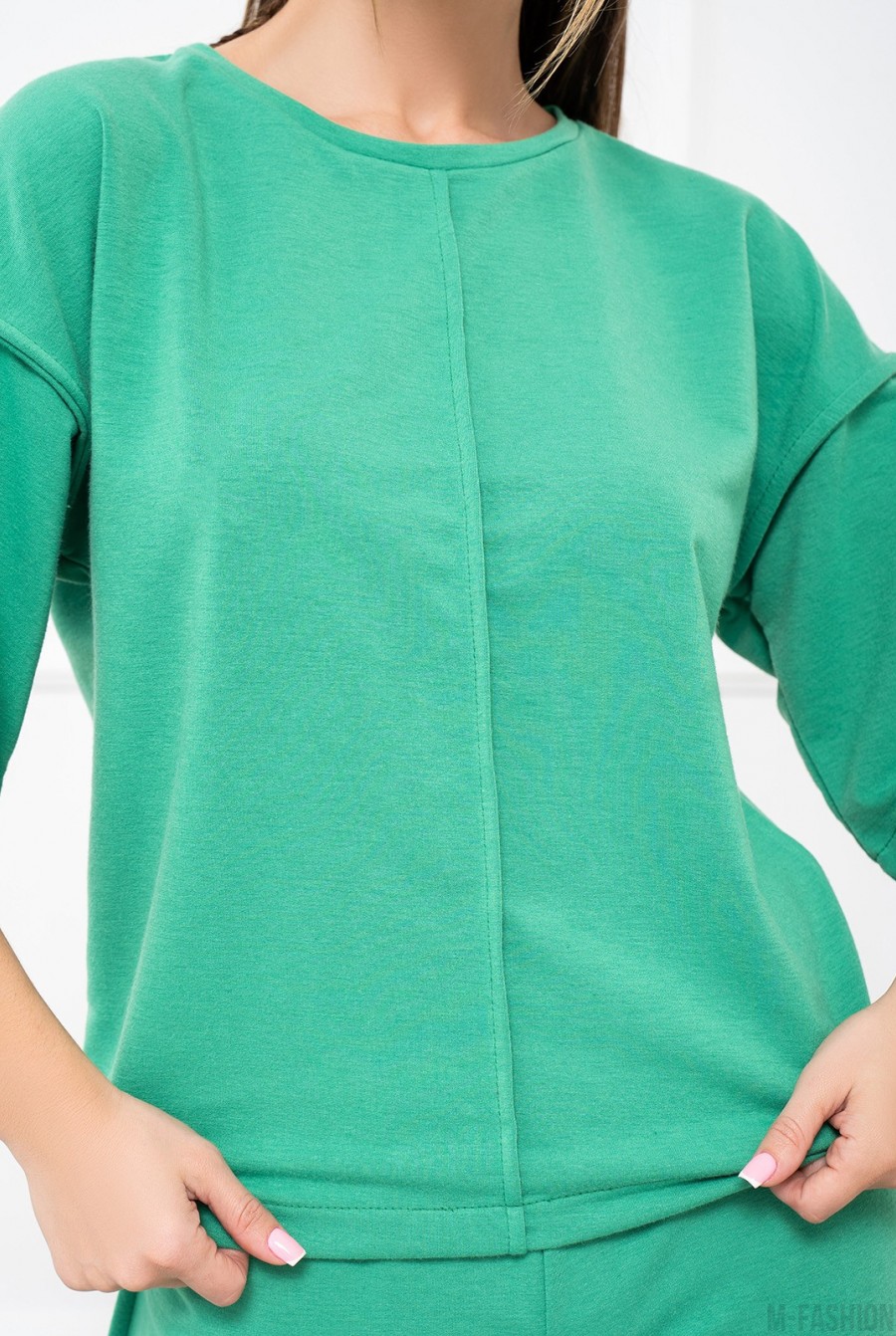 Трикотажный свободный костюм зеленого цвета - Фото 4