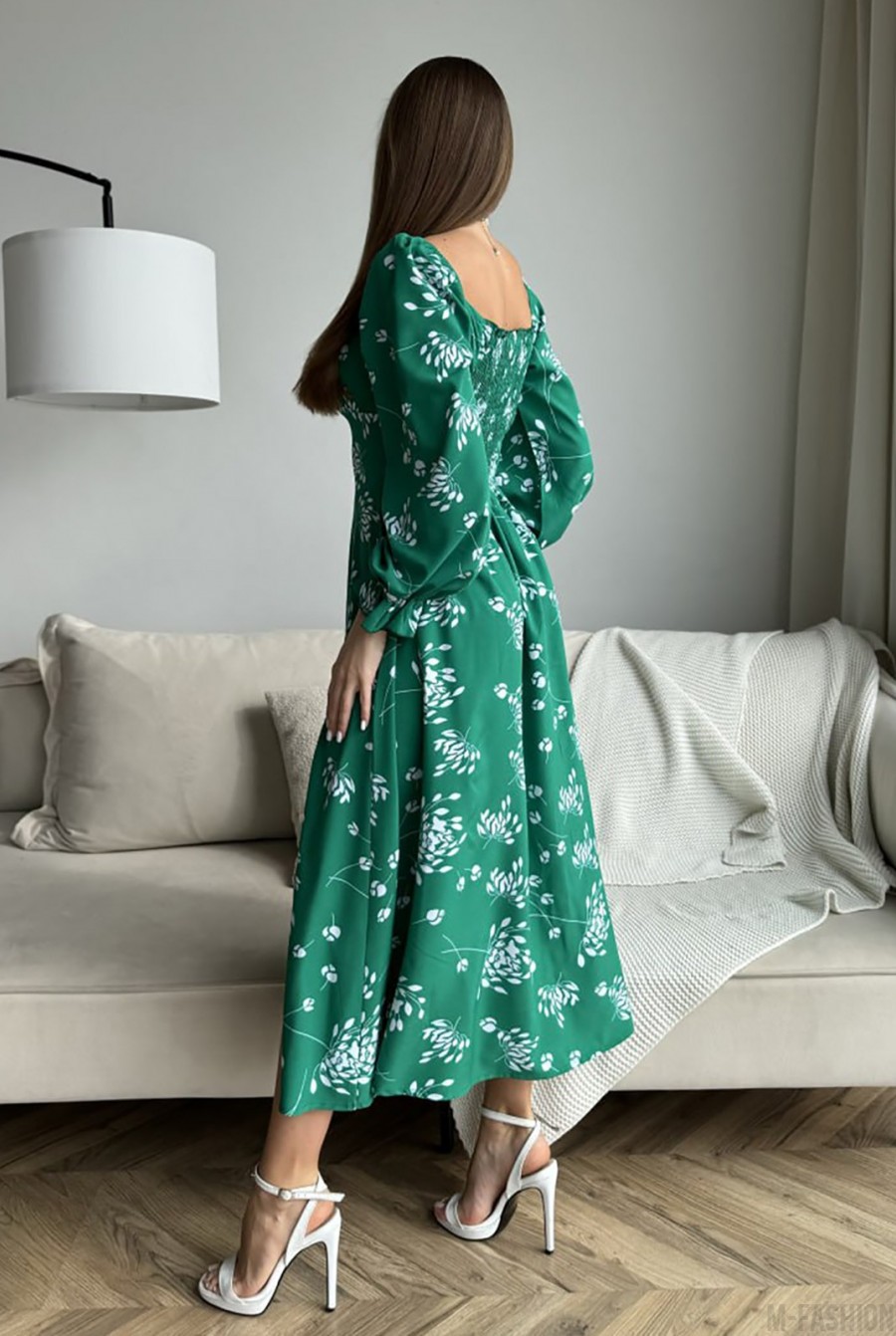 Зеленое цветочное платье с разрезом - Фото 4